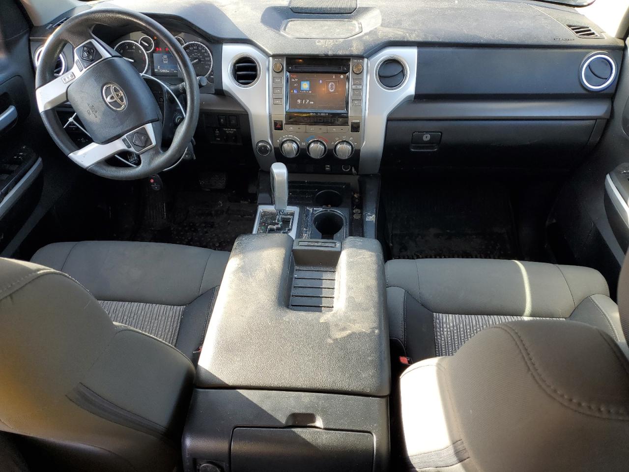 2017 Toyota Tundra - Image 8