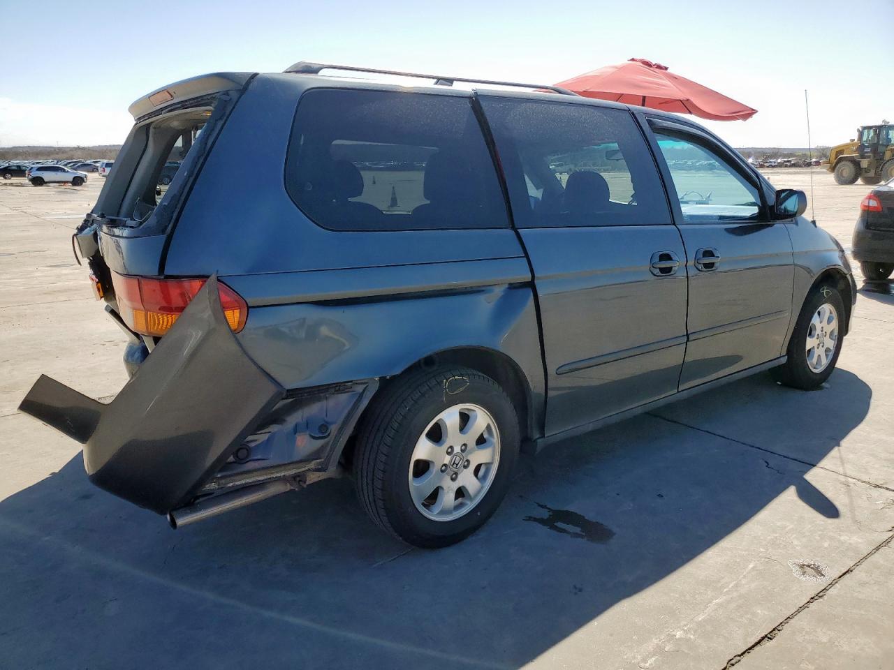 2004 Honda Odyssey - Image 3