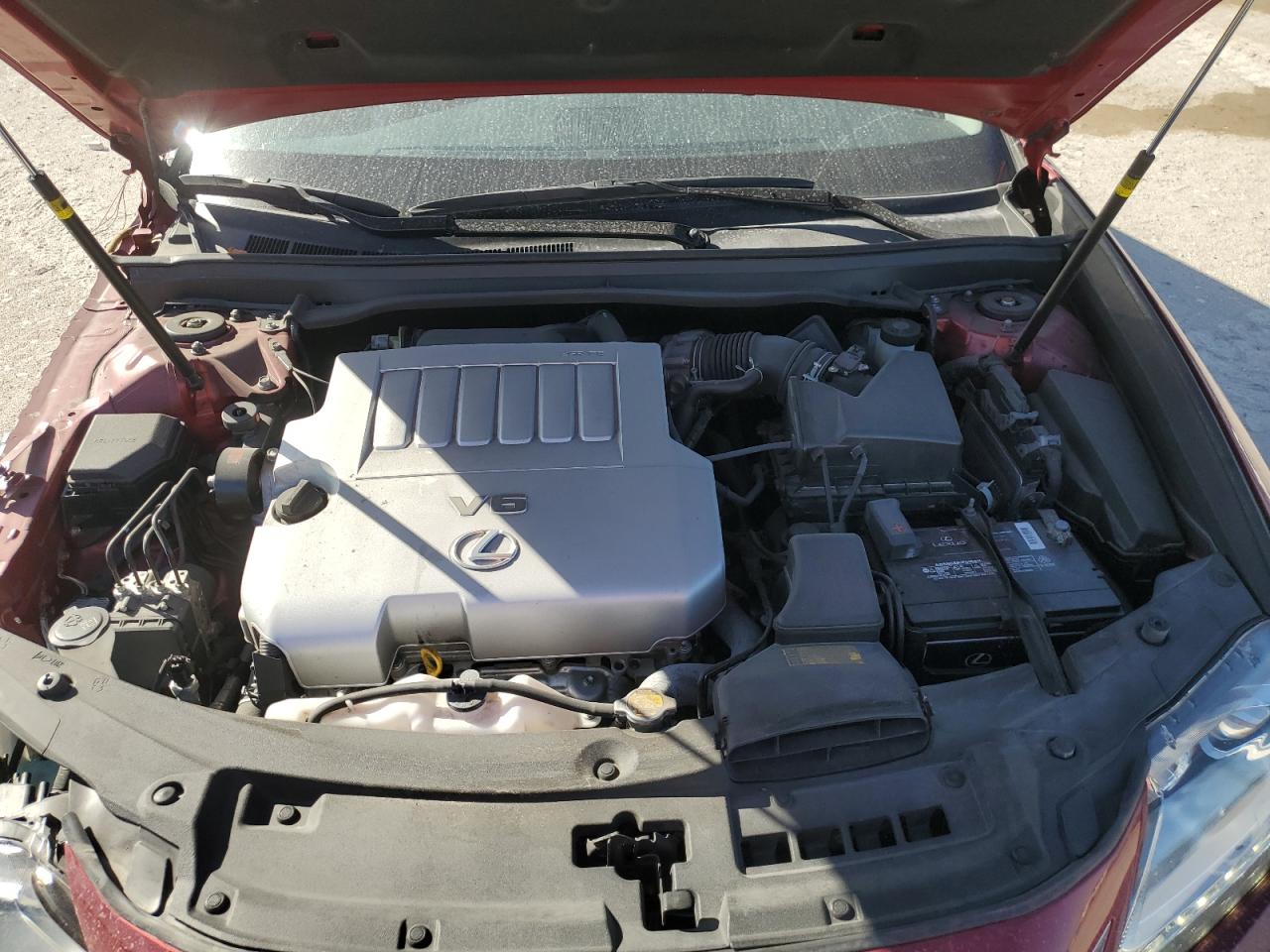 2015 Lexus ES - Image 13
