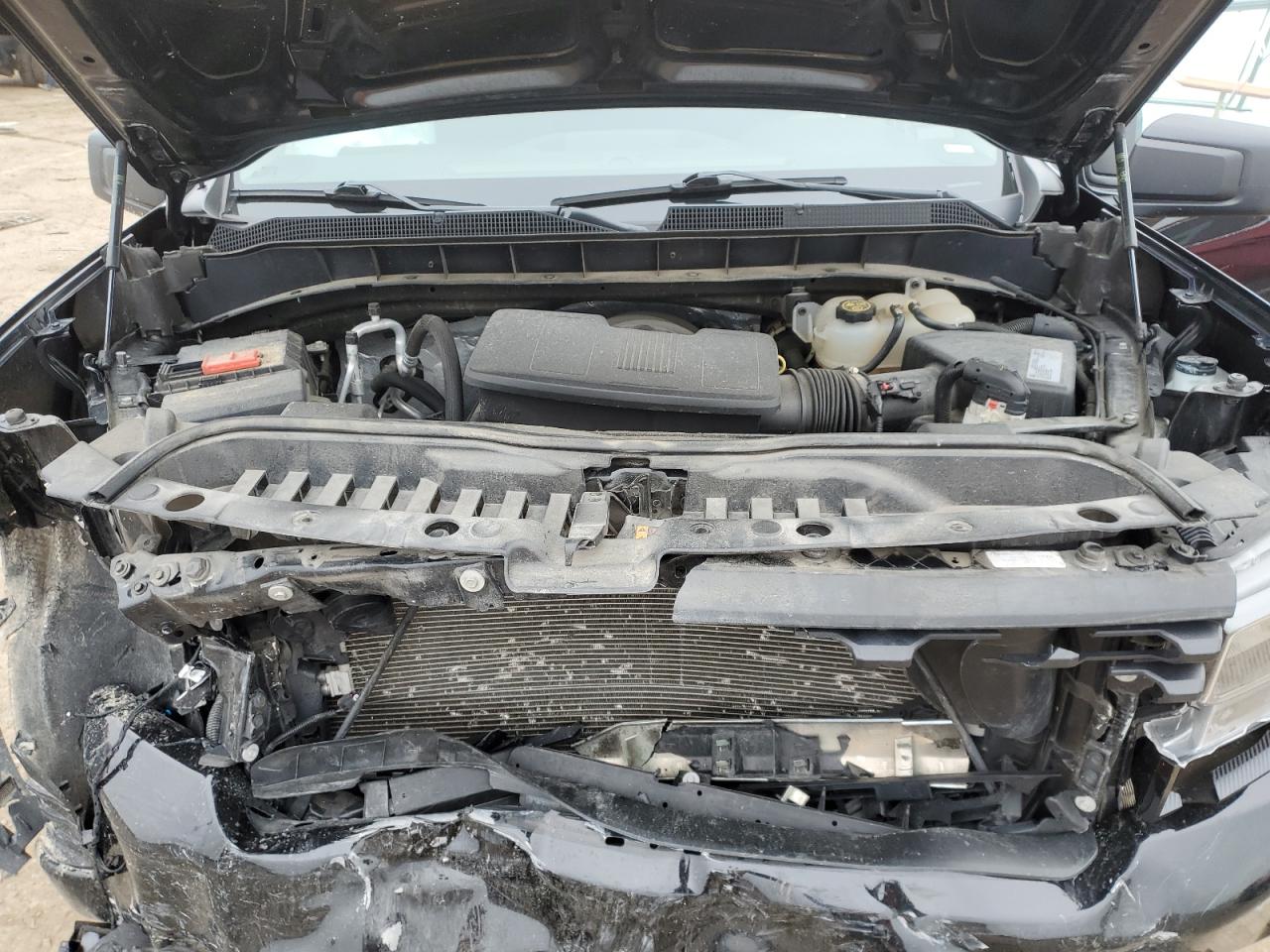 2019 Chevrolet Silverado - Image 11