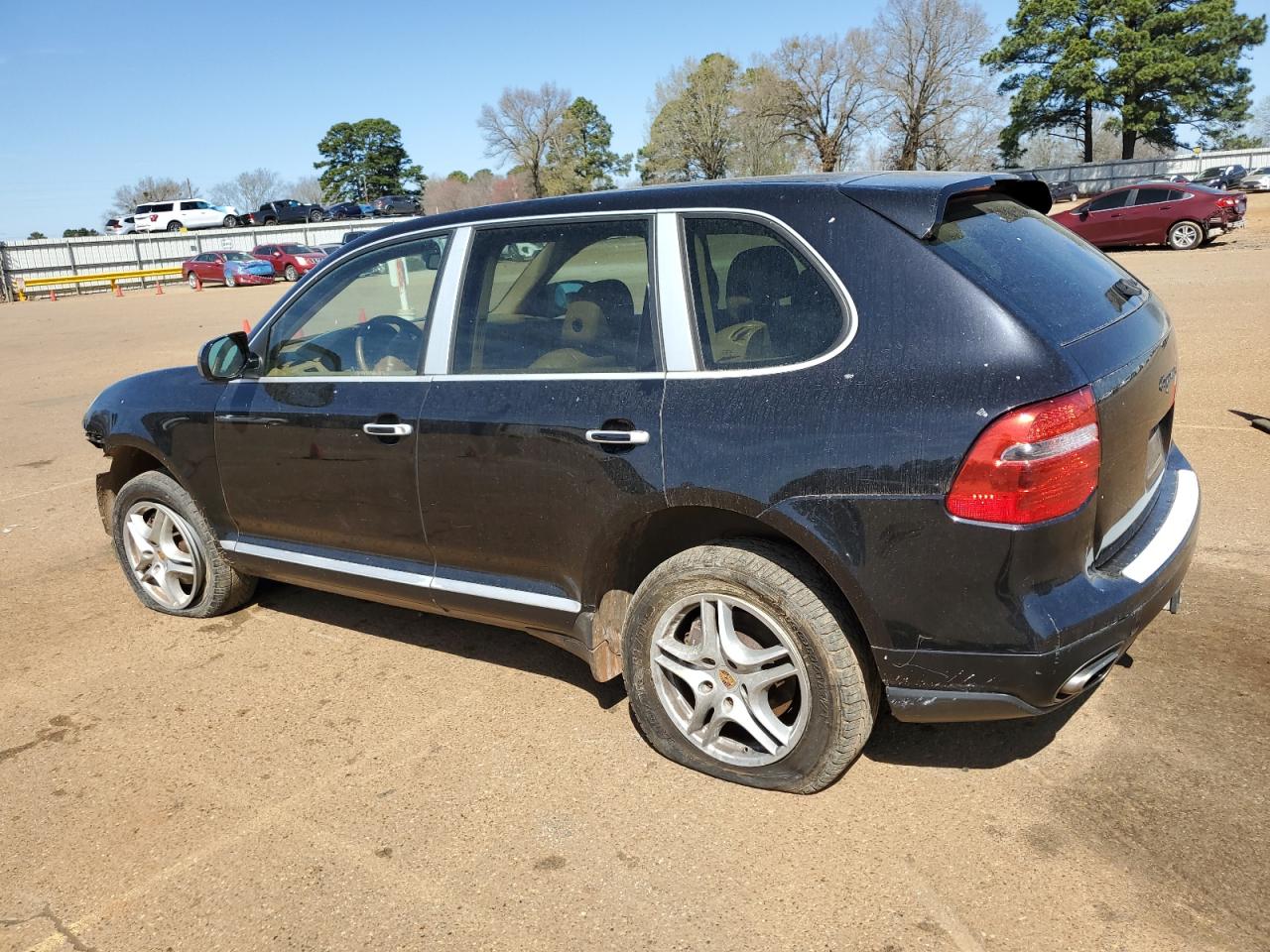 2009 Porsche Cayenne - Image 2