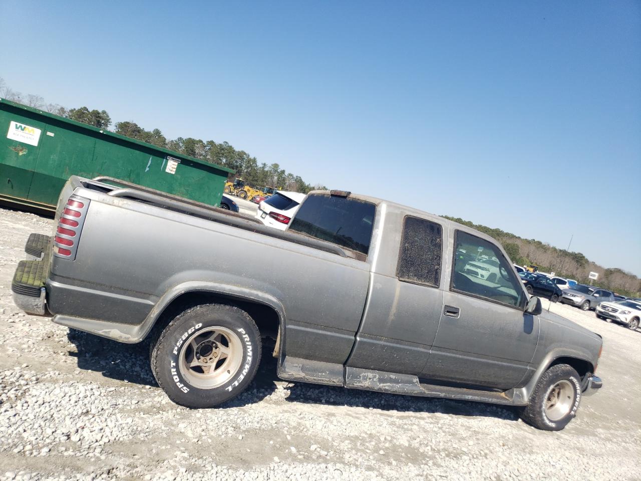 1995 Chevrolet GMT-400 - Image 3