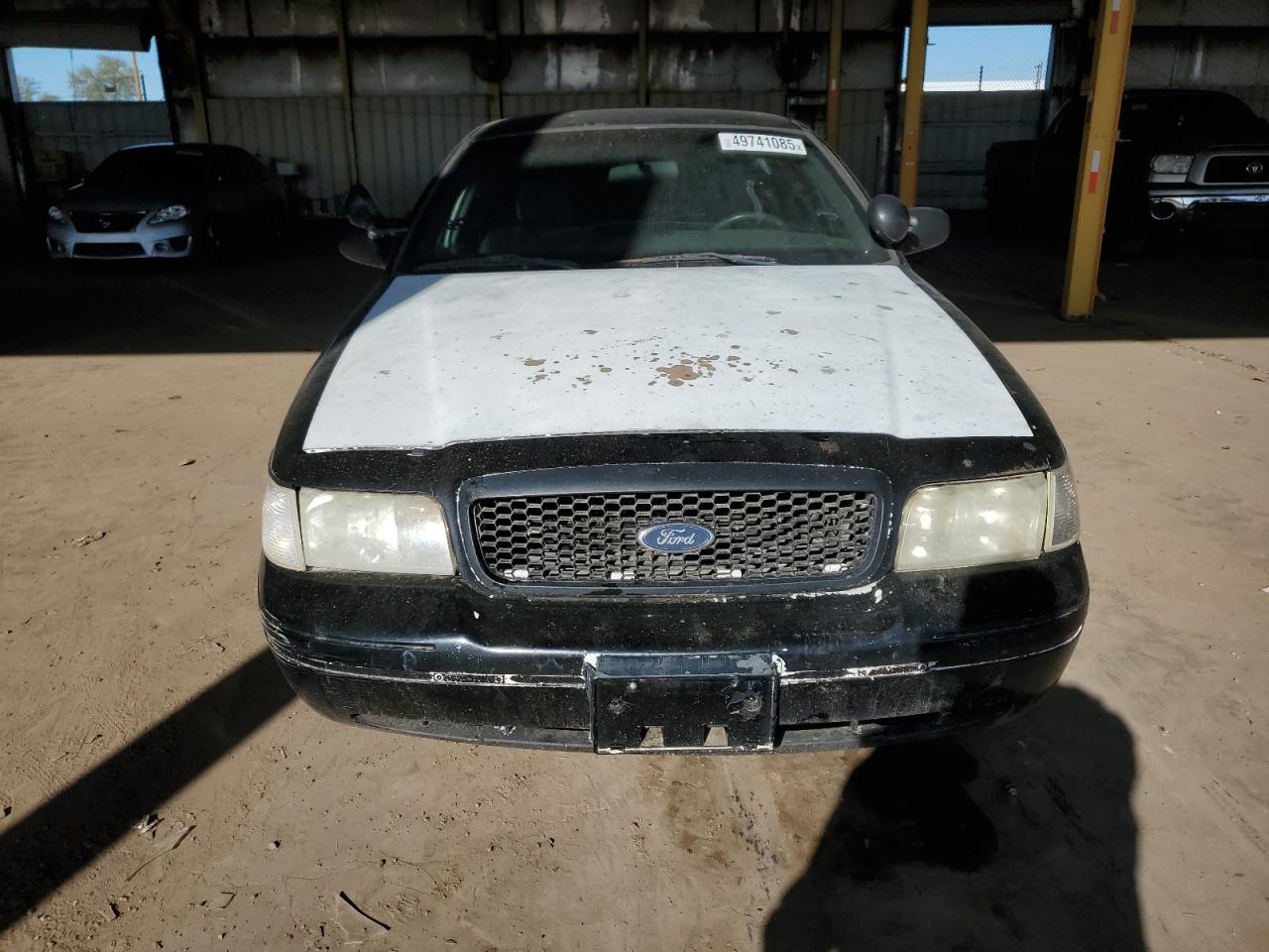 2005 Ford Crown Victoria - Image 5