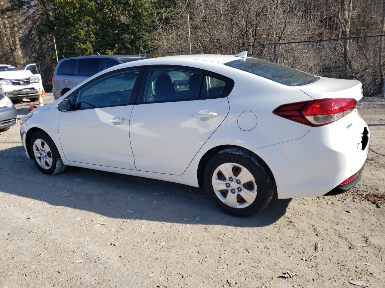 2018 Kia Forte - Image 2