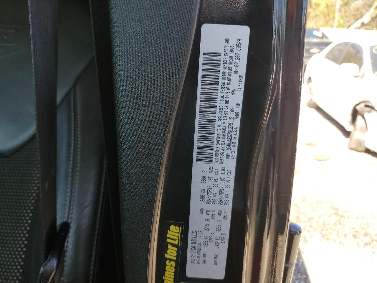 2016 Jeep Wrangler - Image 12