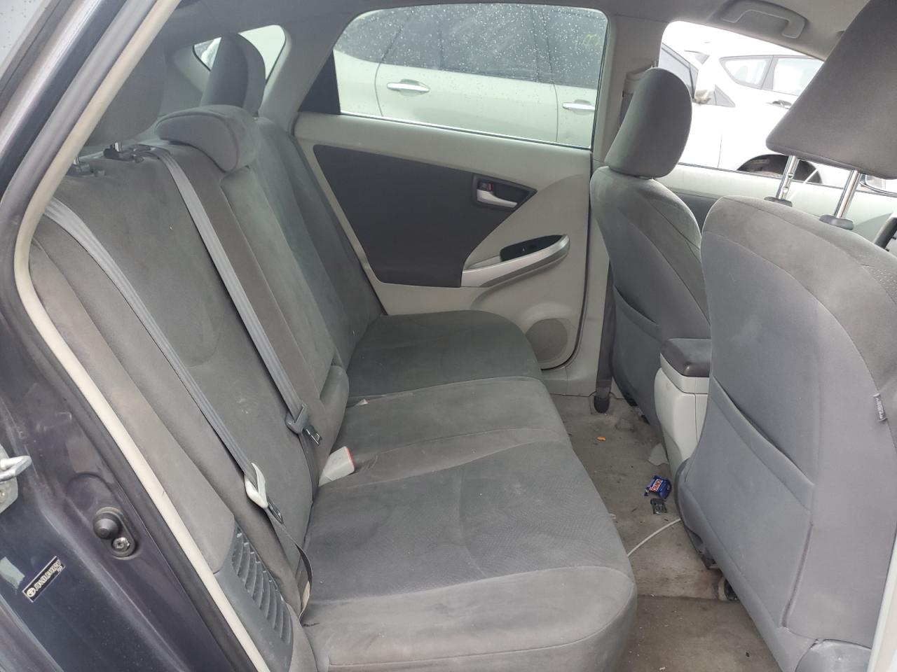 2010 Toyota Prius - Image 10