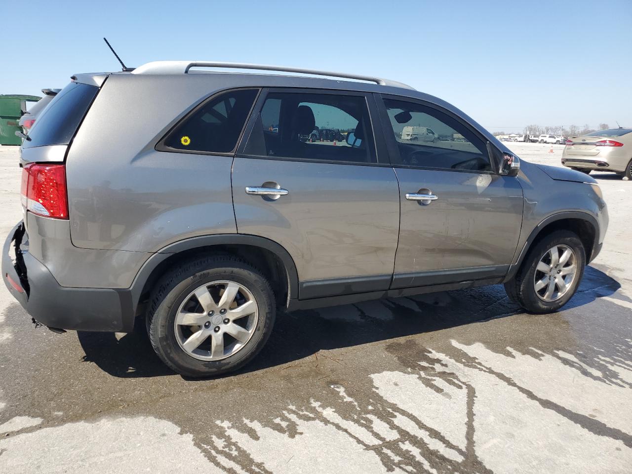 2011 Kia Sorento - Image 3