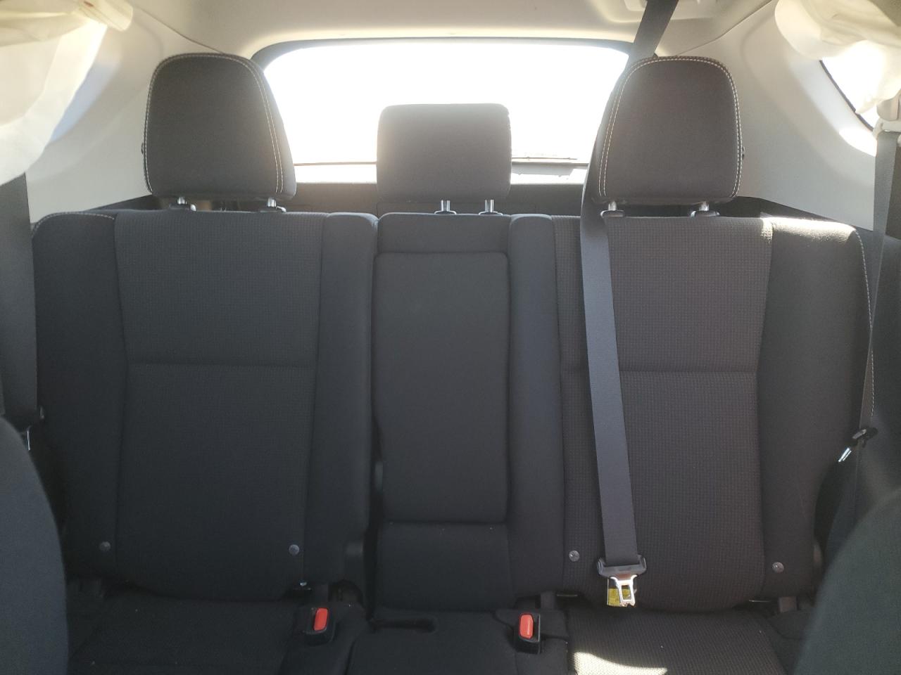 2018 Toyota RAV 4 - Image 10