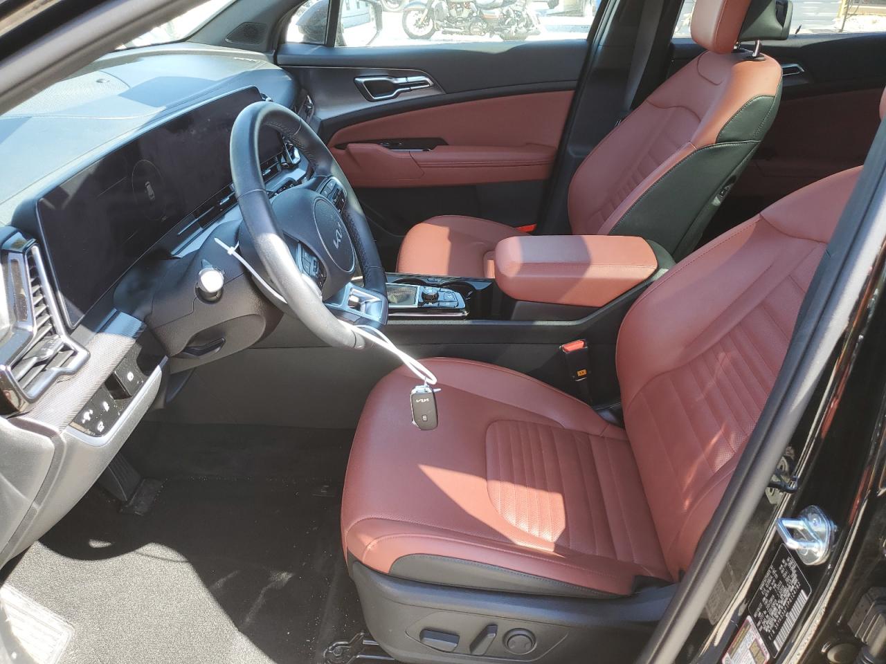 2023 Kia Sportage - Image 7