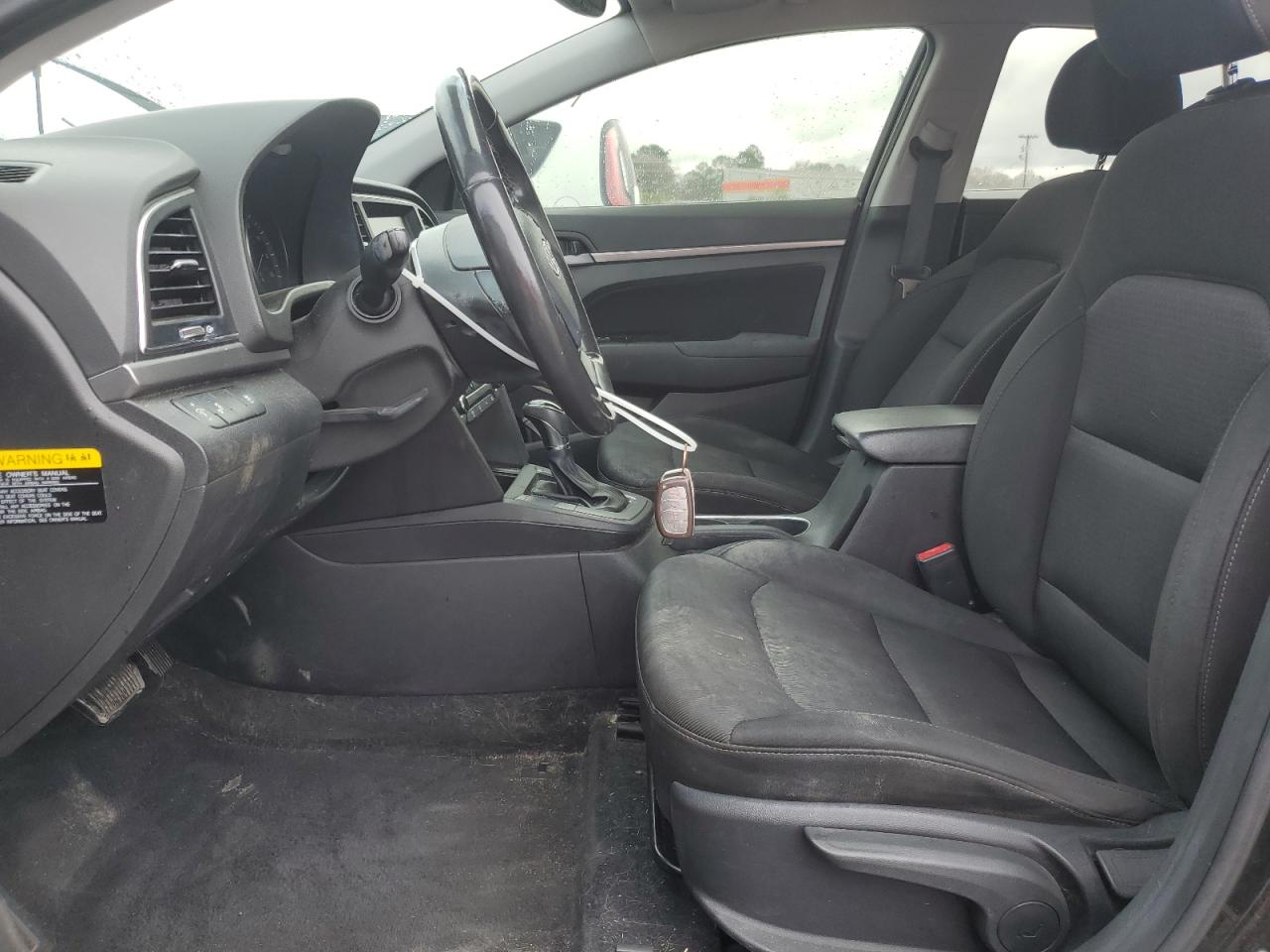 2018 Hyundai Elantra - Image 7
