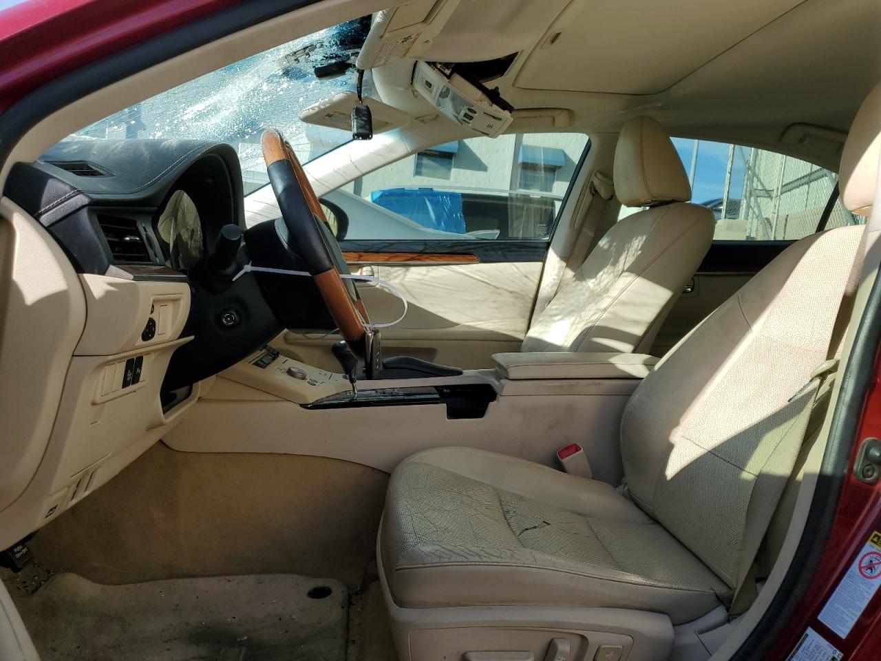 2013 Lexus ES - Image 7