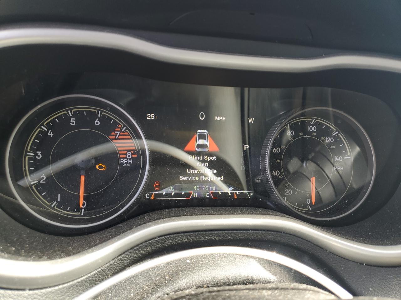 2018 Jeep Grand Cherokee - Image 9