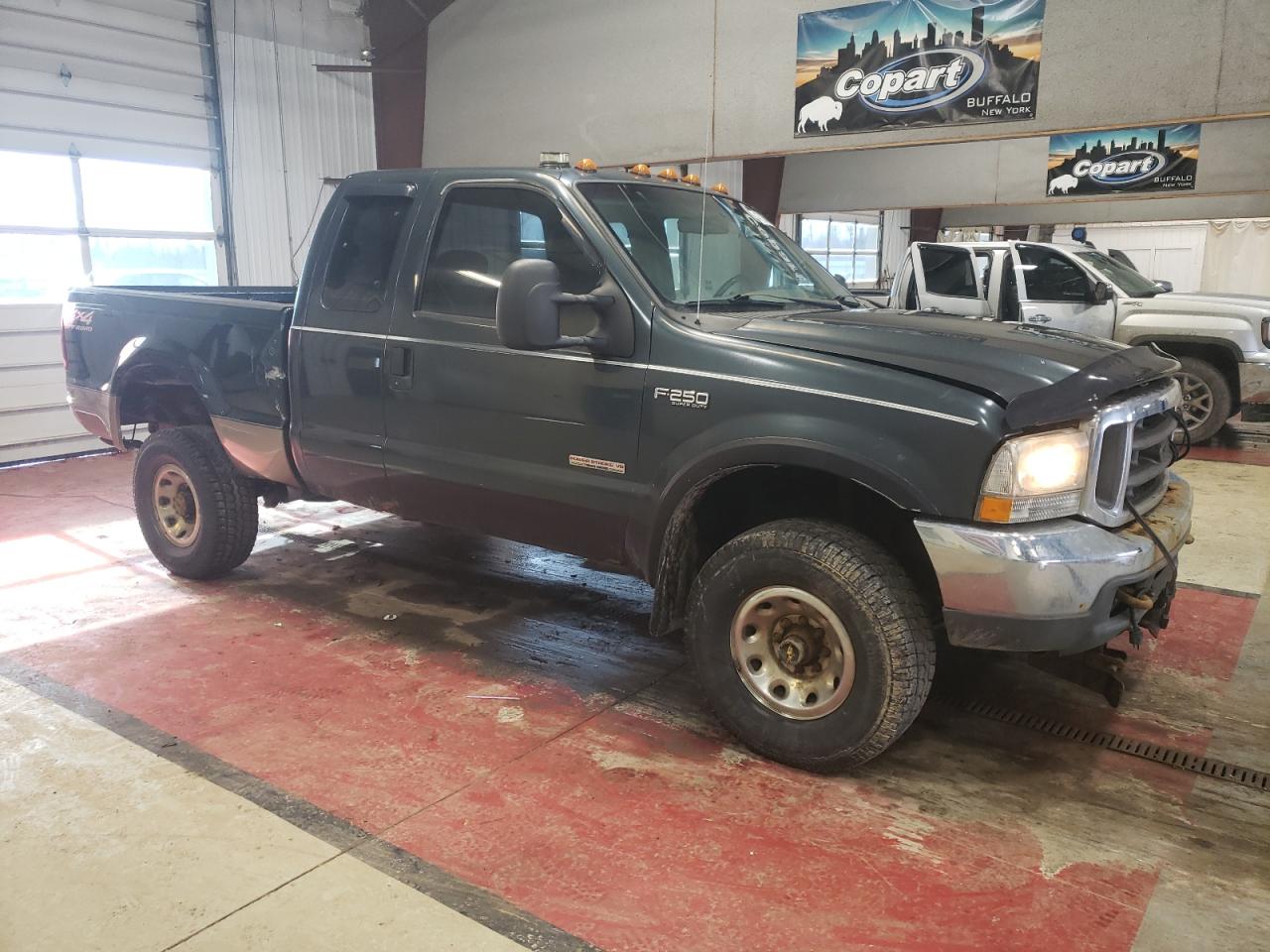2004 Ford F250 - Image 4