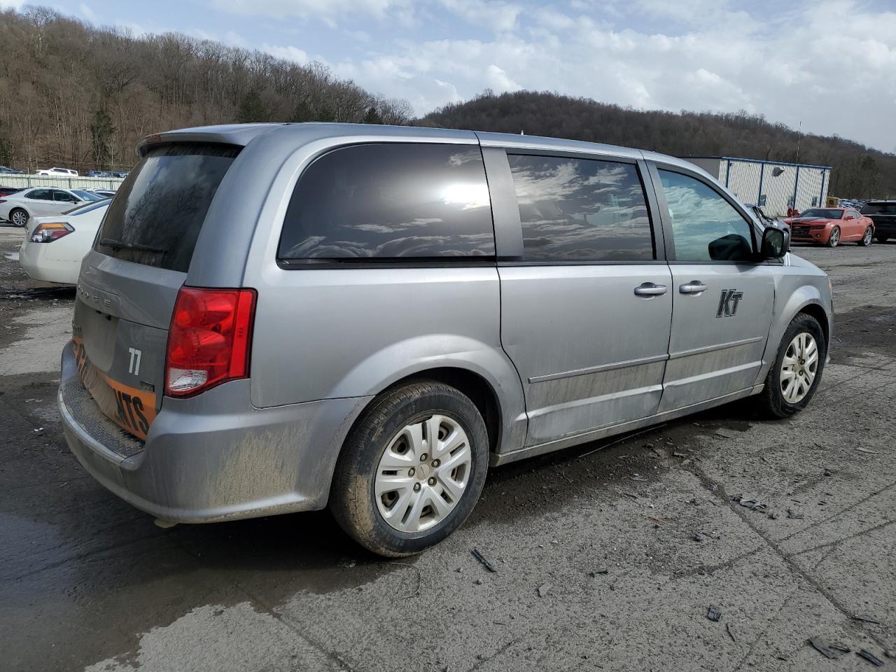 2014 Dodge Caravan - Image 3