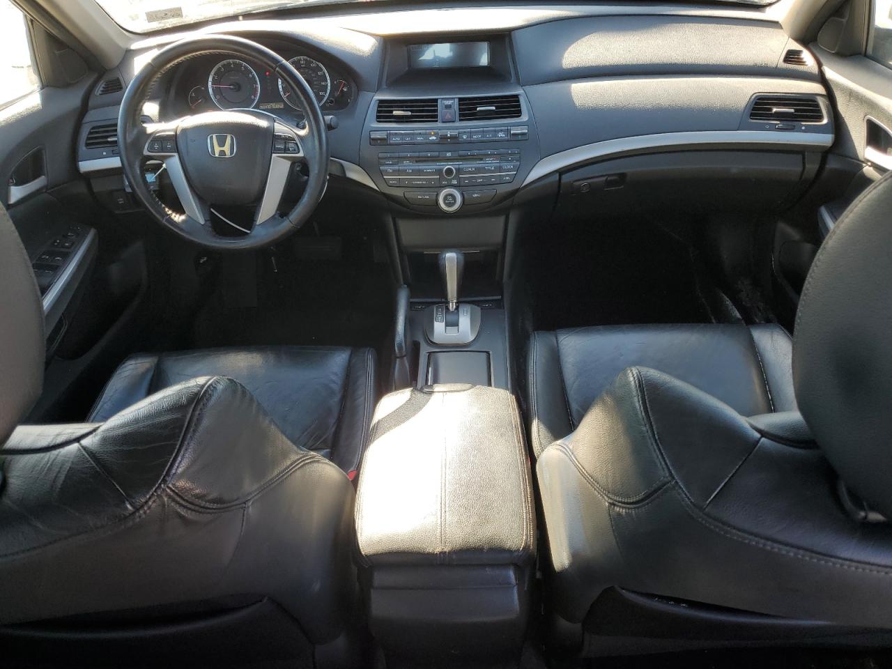 2009 Honda Accord - Image 8
