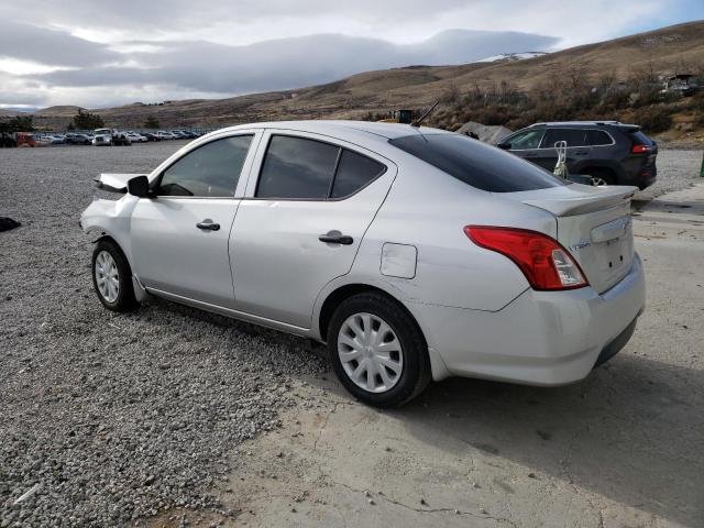  NISSAN VERSA 2018 Серебристый
