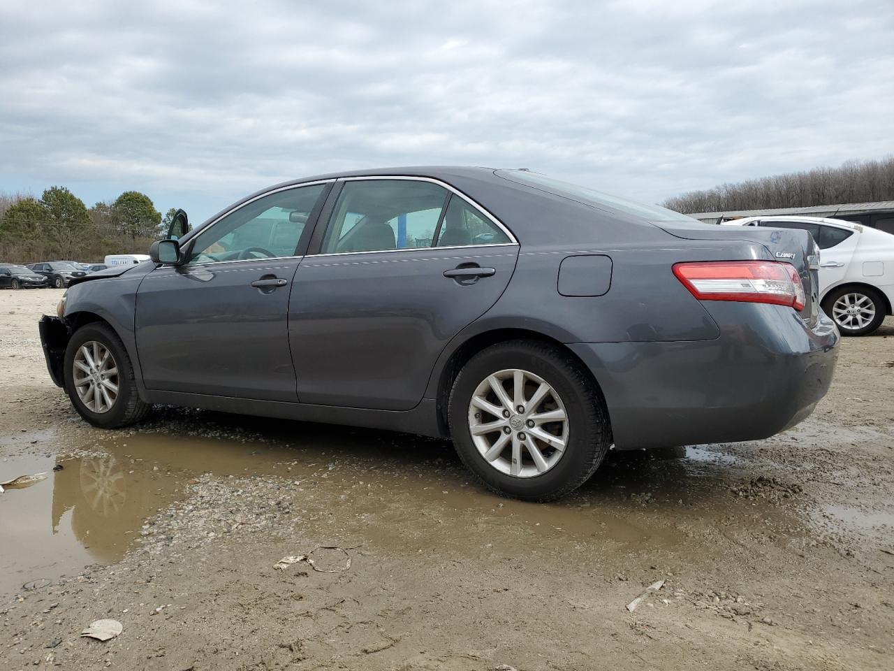 2010 Toyota Camry - Image 2