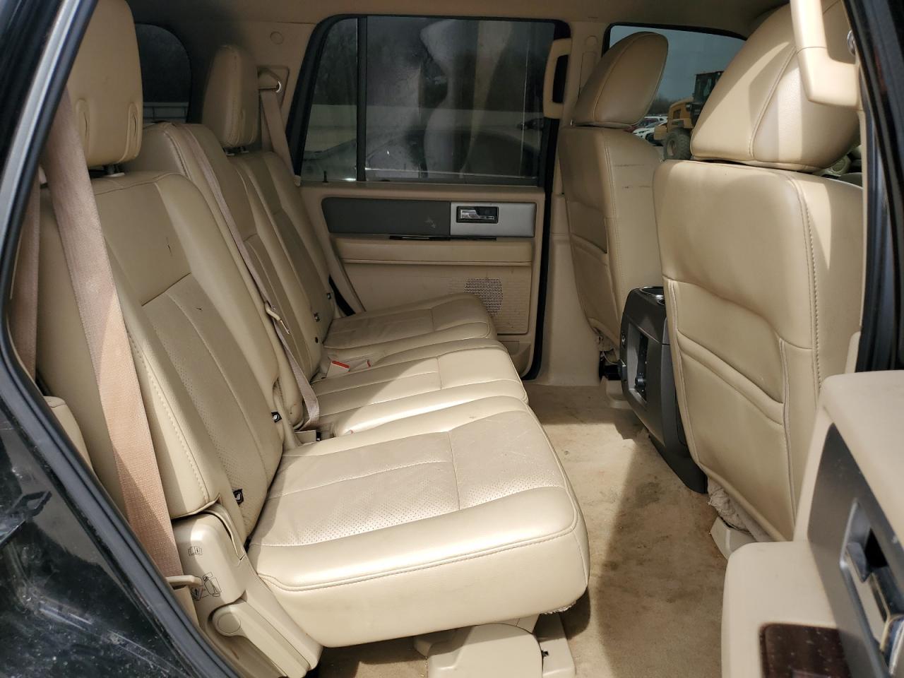 2012 Ford Expedition - Image 12
