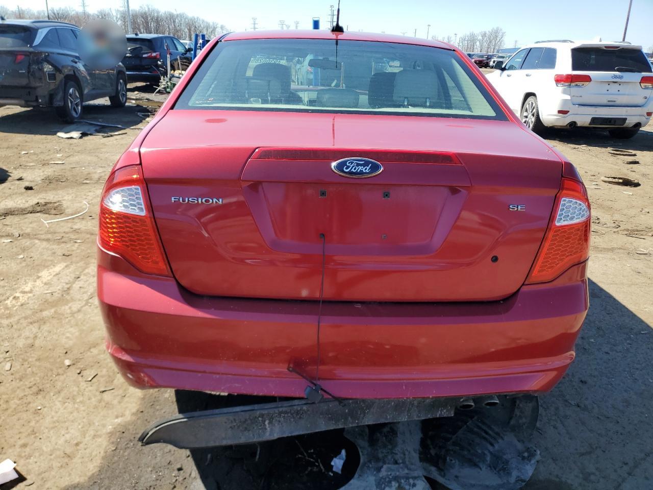 2012 Ford Fusion - Image 6