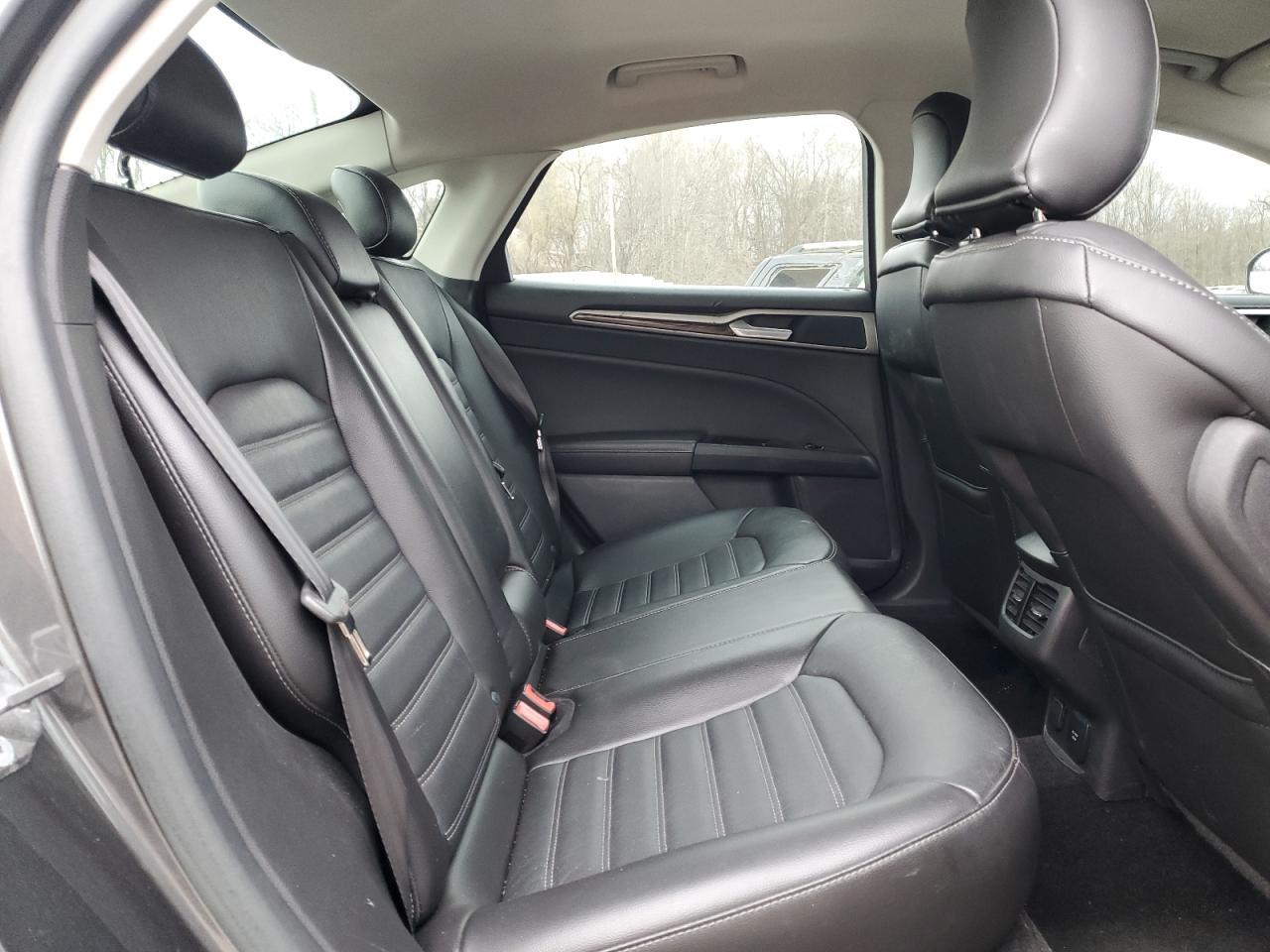 2015 Ford Fusion - Image 10
