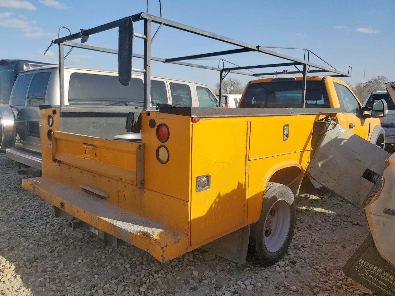 2017 Ford F450 - Image 3