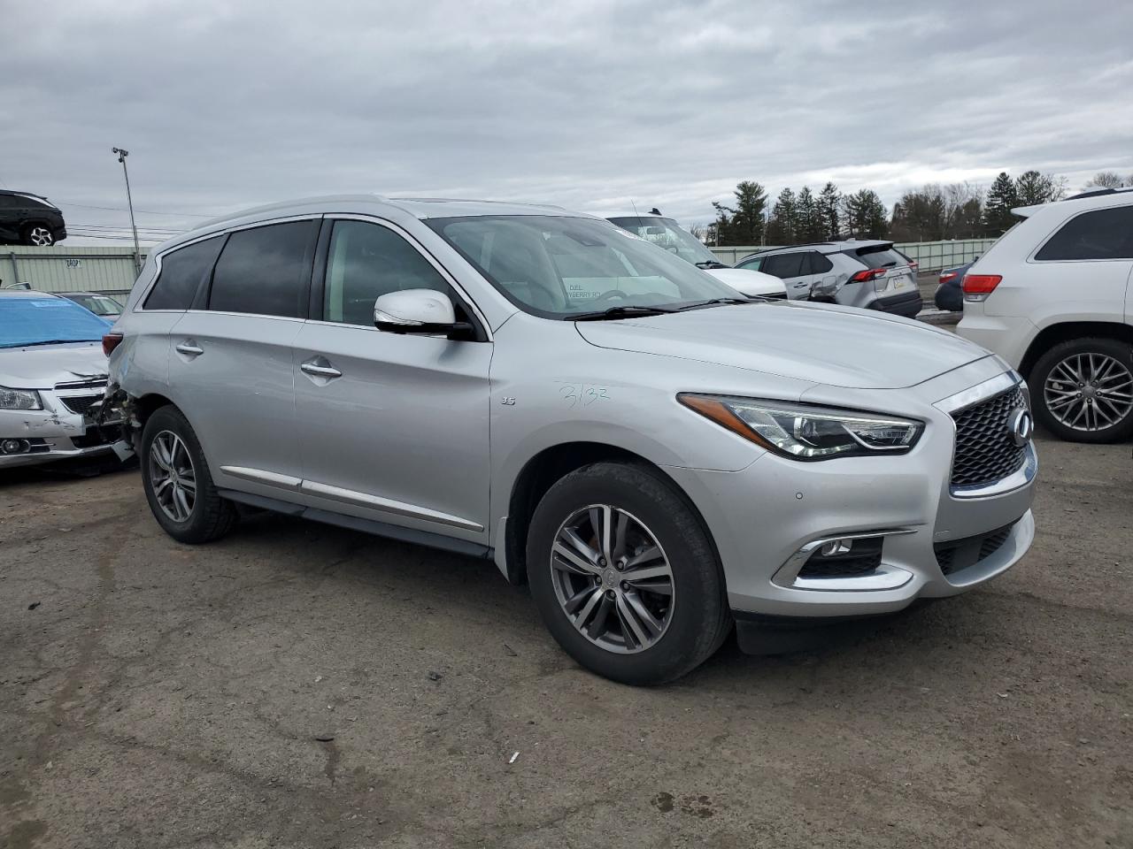 2020 Infiniti QX60 - Image 4