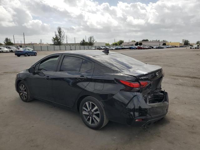  NISSAN VERSA 2021 Czarny