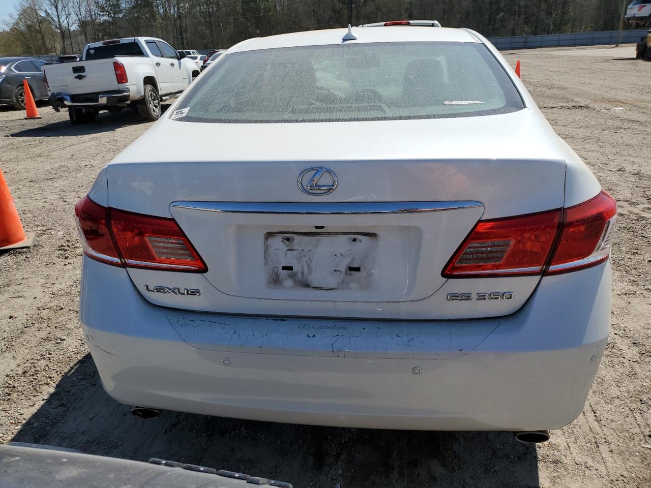2010 Lexus ES - Image 6