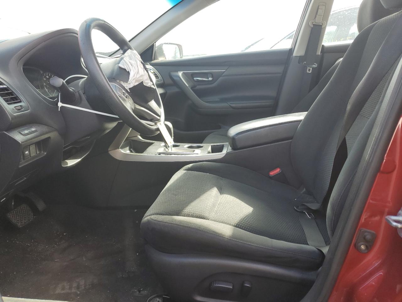 2015 Nissan Altima - Image 7