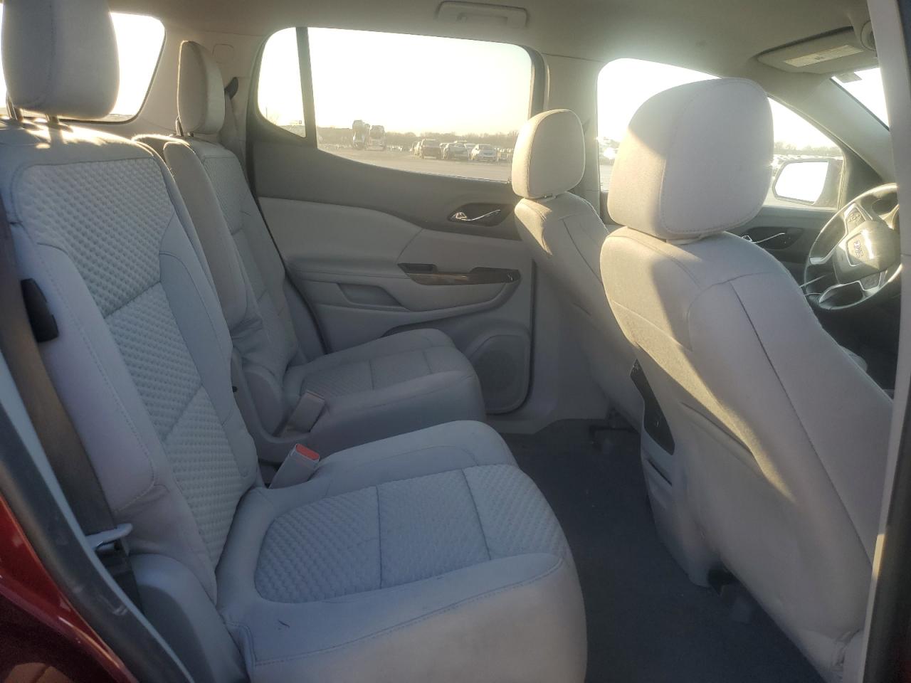 2017 GMC Acadia - Image 11