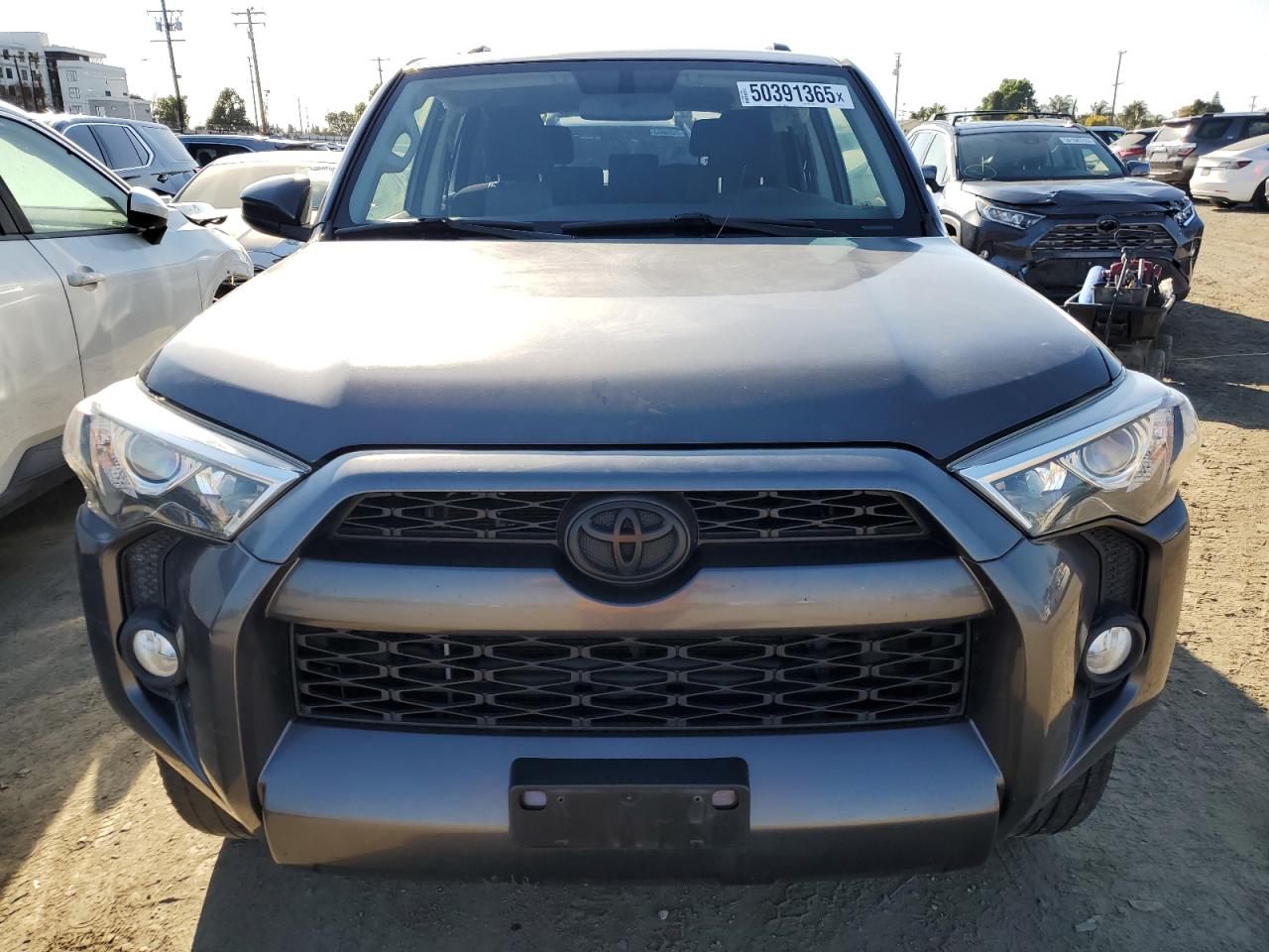 2019 Toyota 4Runner - Image 5