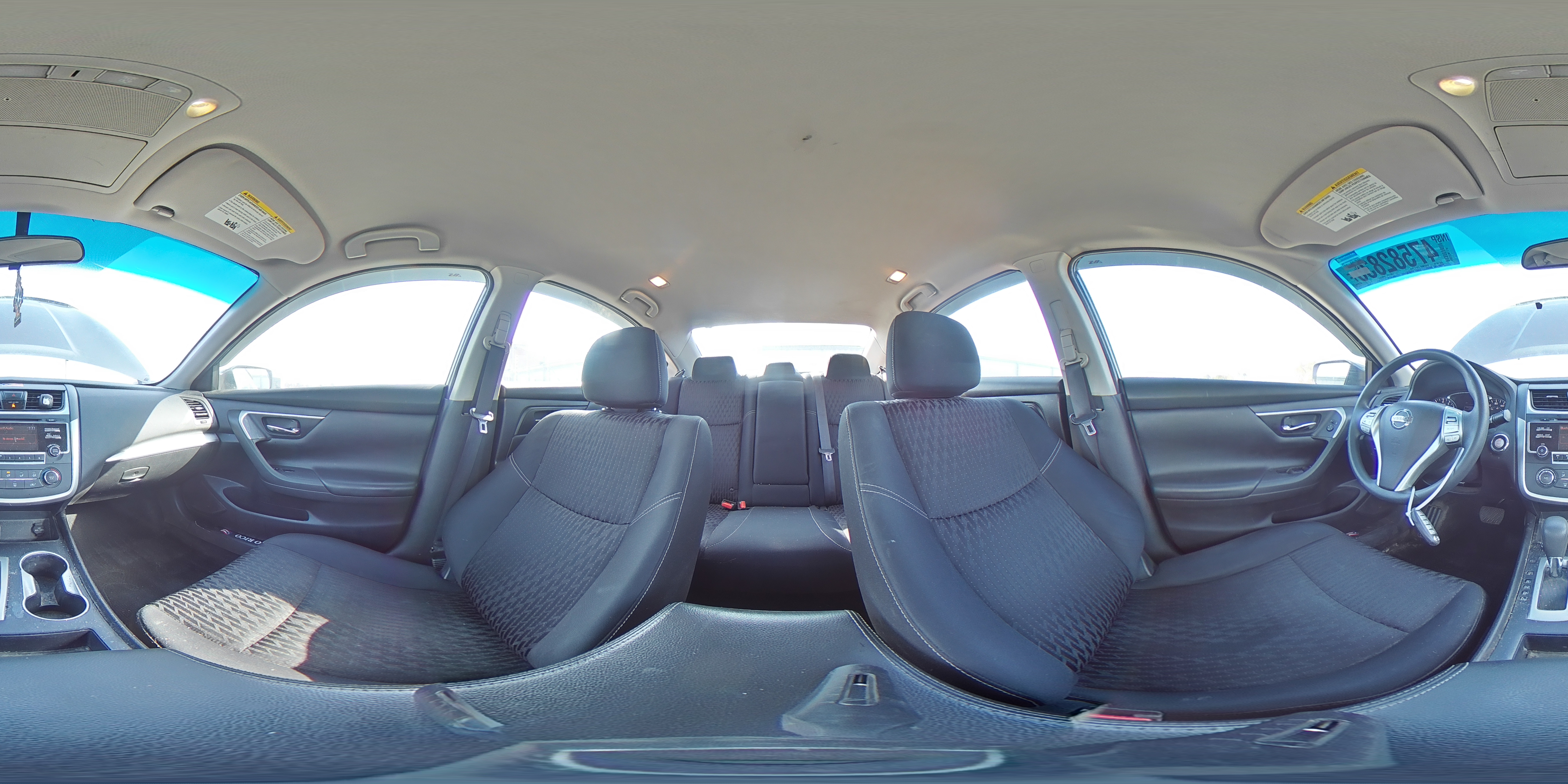 2017 Nissan Altima - Image 12