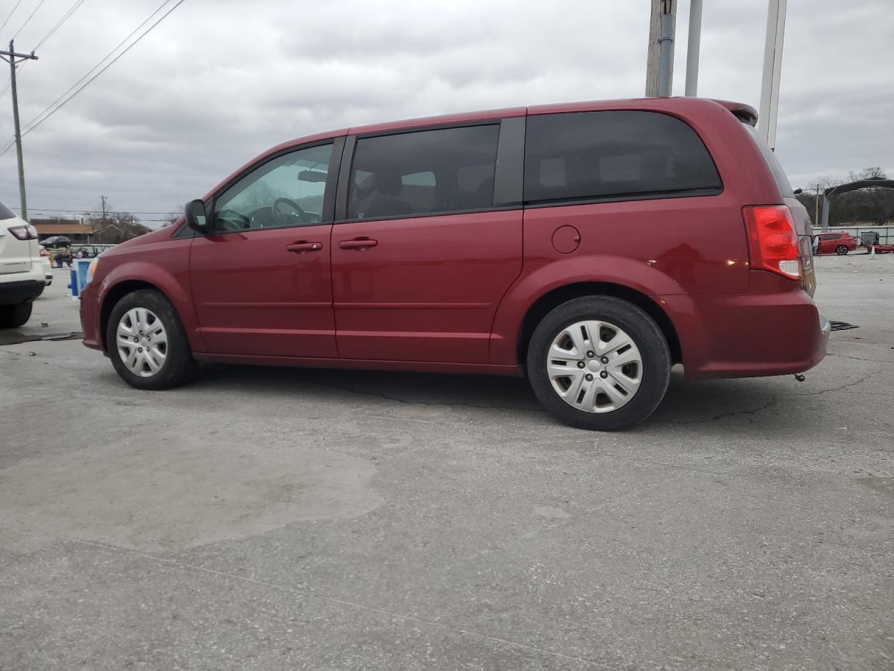 2016 Dodge Caravan - Image 2