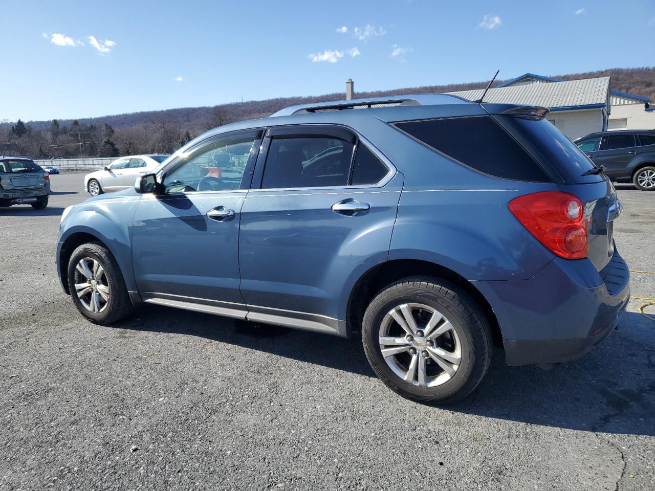 2012 Chevrolet Equinox - Image 2