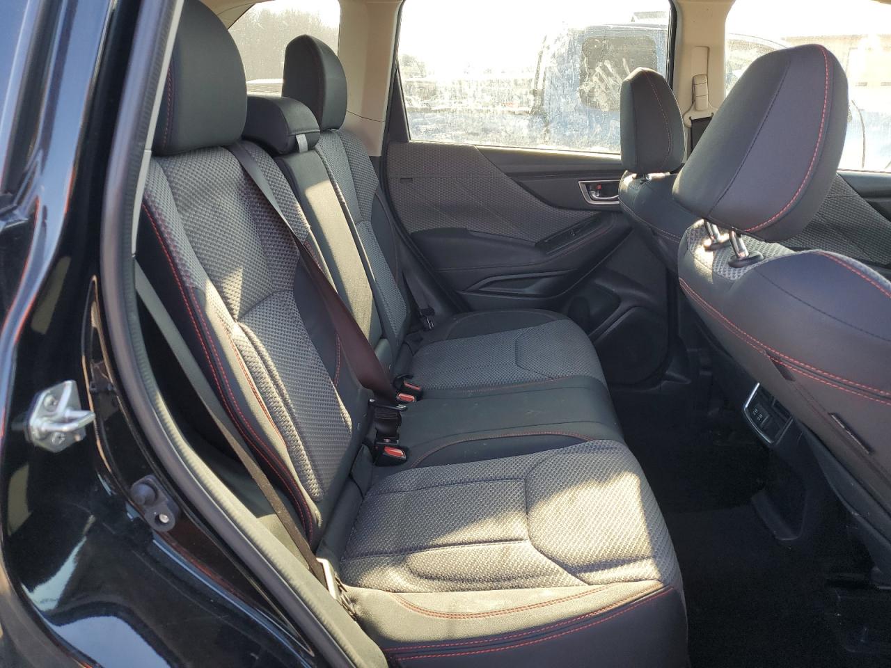 2021 Subaru Forester - Image 11