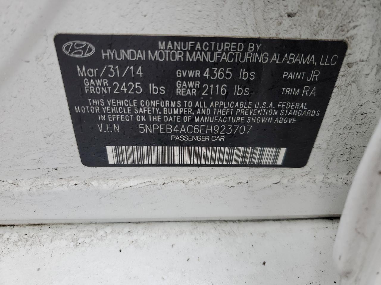 2014 Hyundai Sonata - Image 12