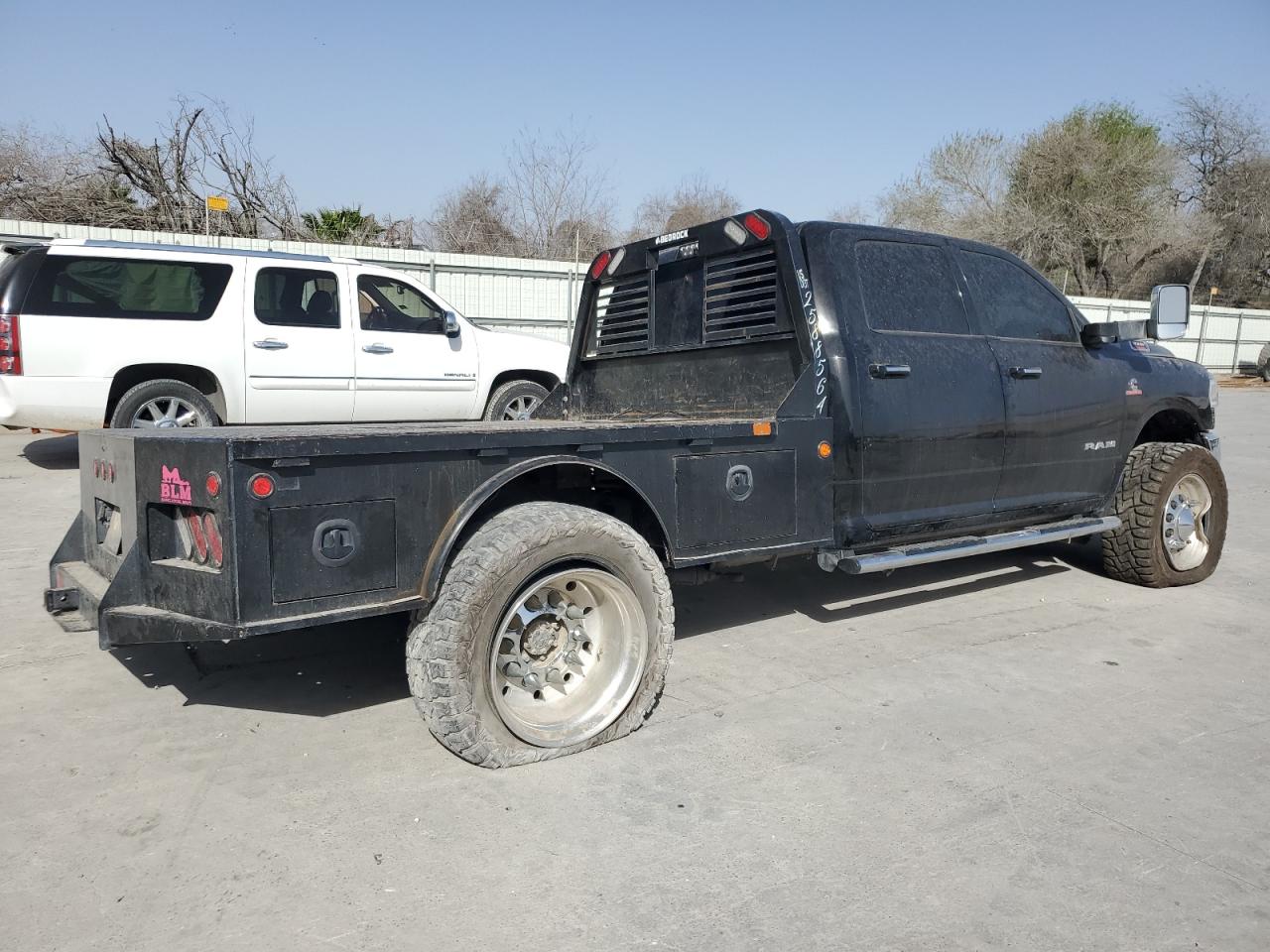 2019 RAM 3500 - Image 3