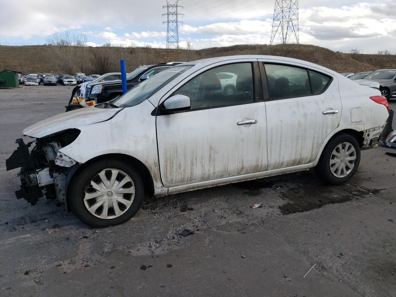 2018 Nissan Versa S продається в Littleton, CO - Front End