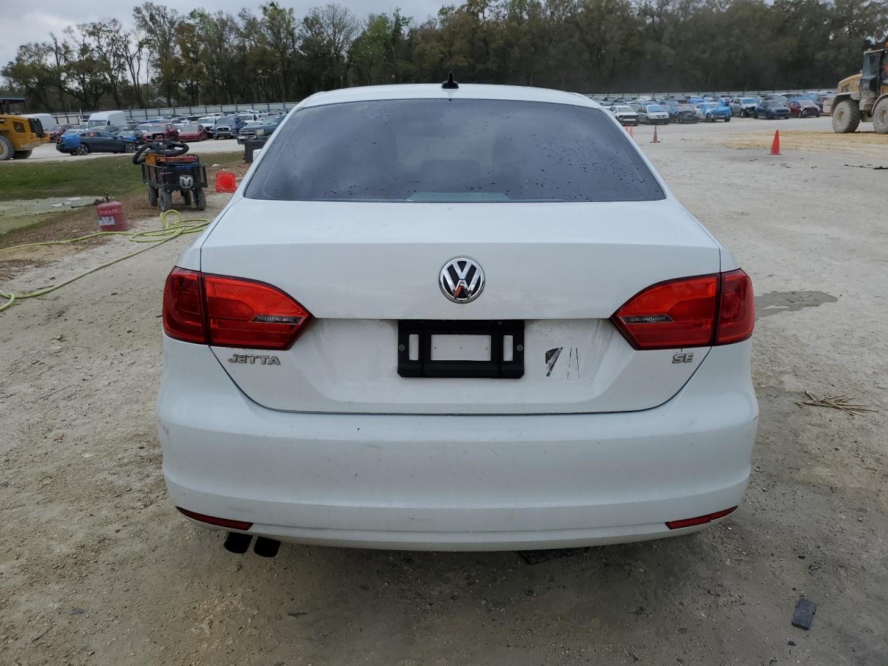 2014 Volkswagen Jetta - Image 6