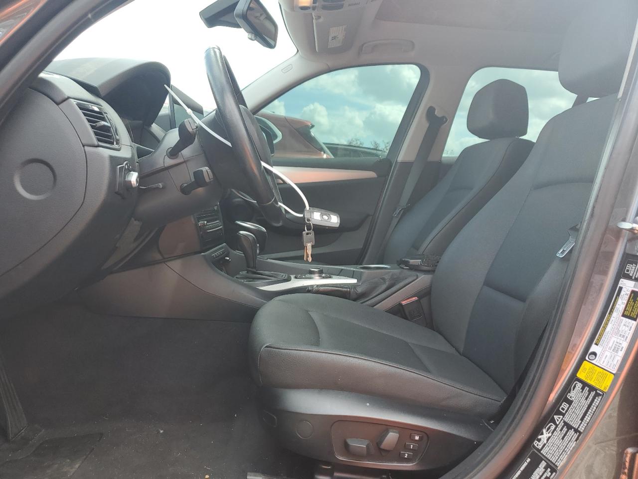 2015 BMW X1 - Image 7