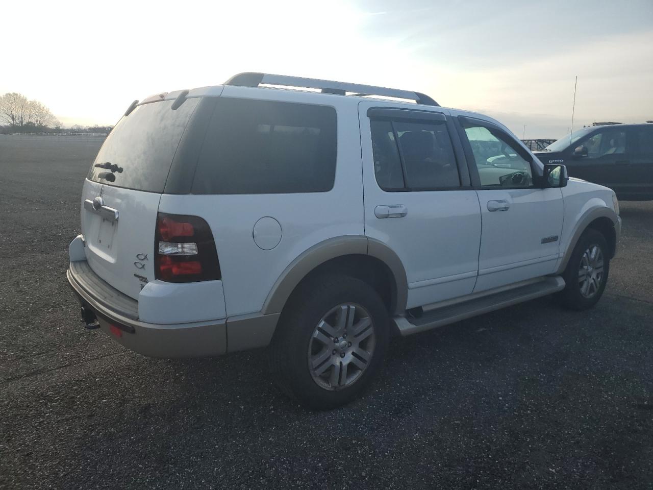 2006 Ford Explorer - Image 3