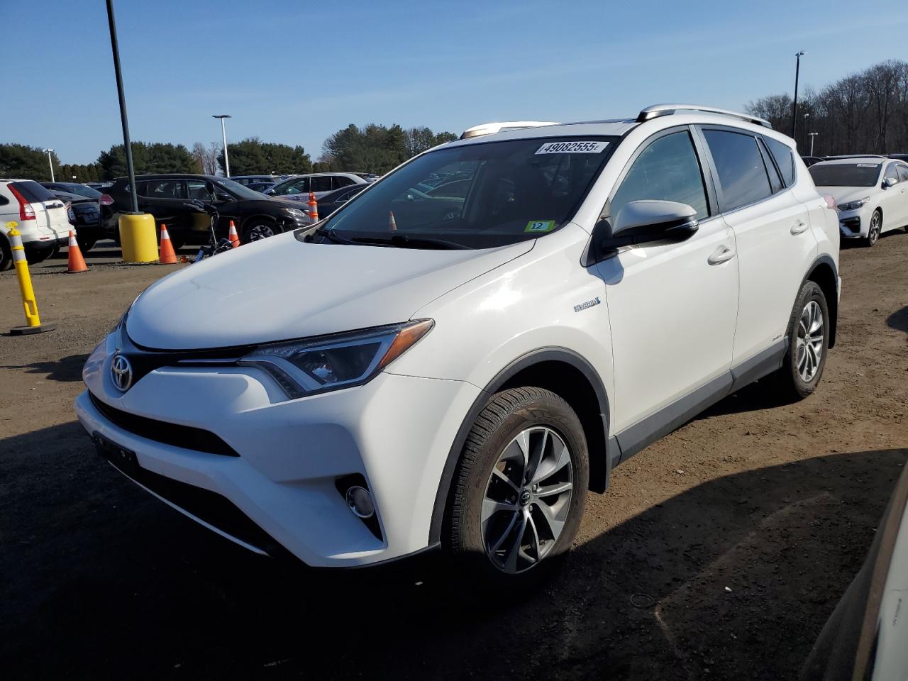 2016 Toyota RAV 4 - Image 1
