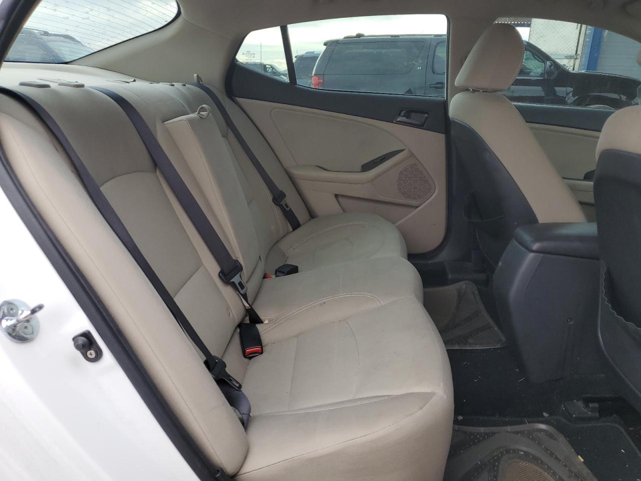 2013 Kia Optima - Image 10