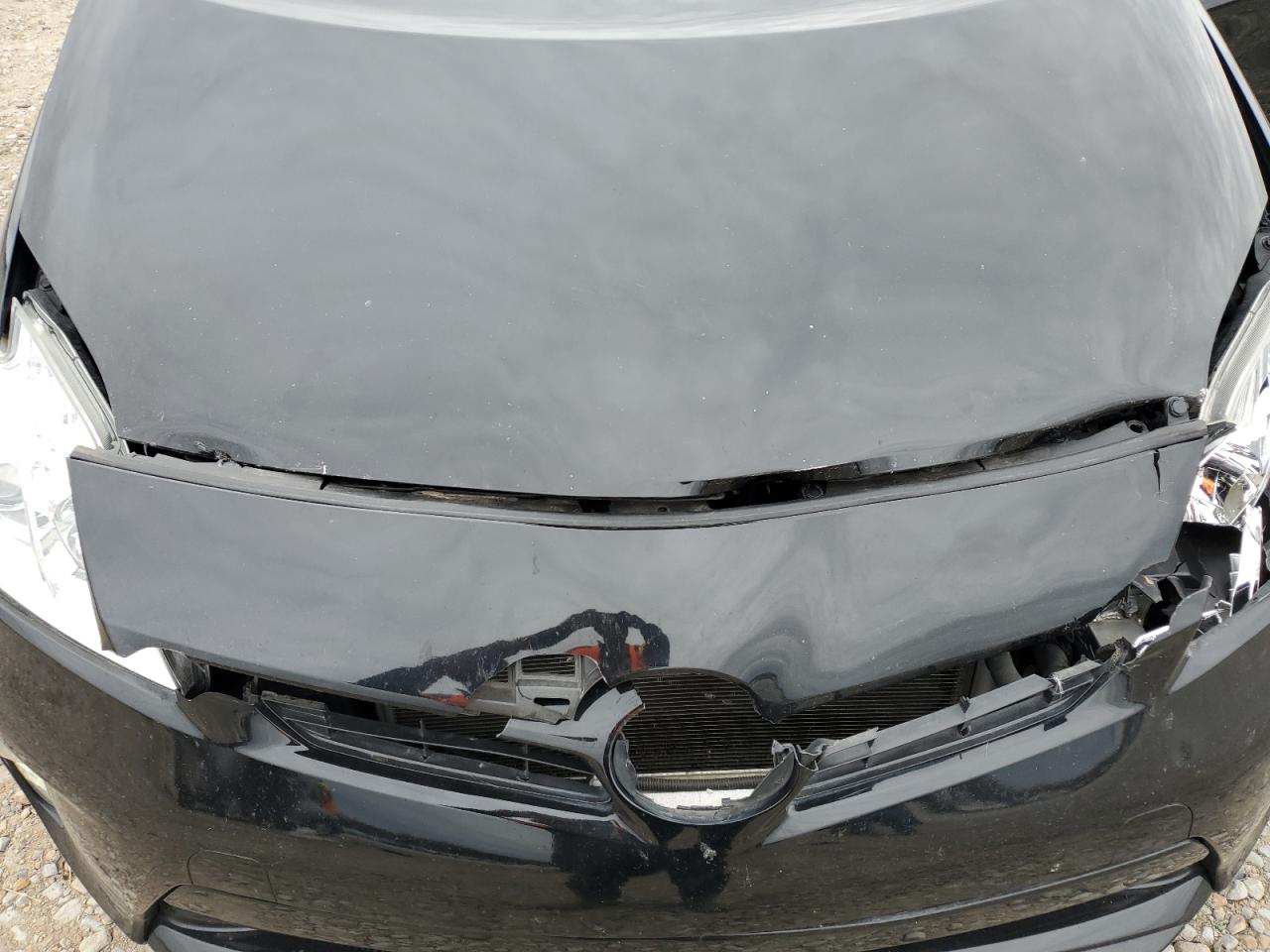 2015 Toyota Prius - Image 11