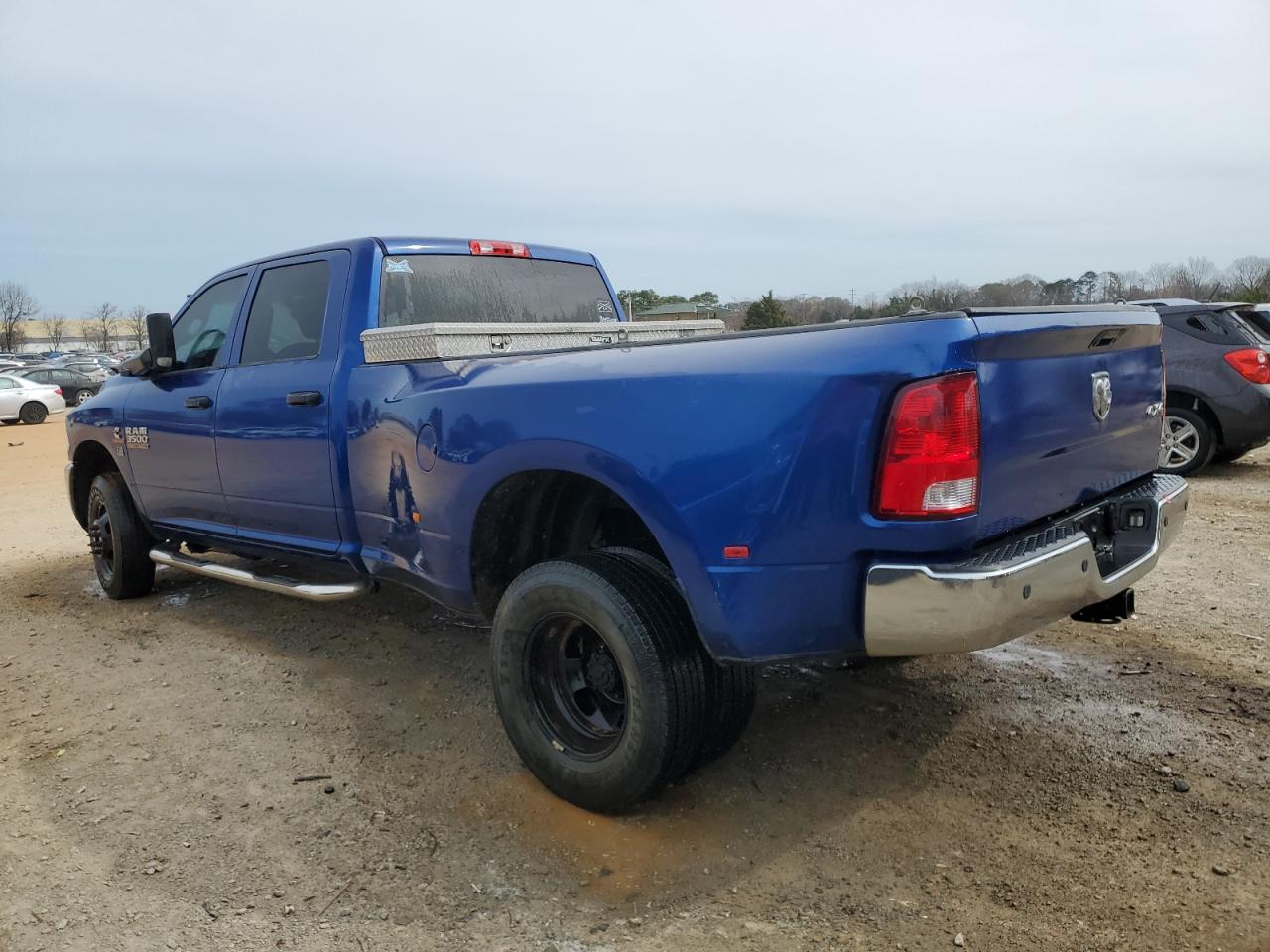 2015 RAM 3500 - Image 2