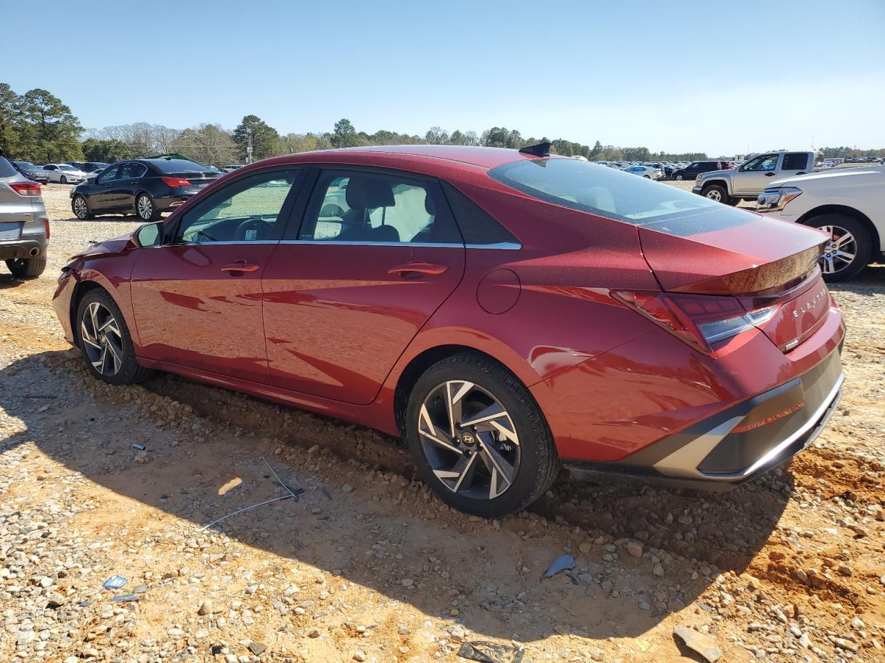 2024 Hyundai Elantra - Image 2