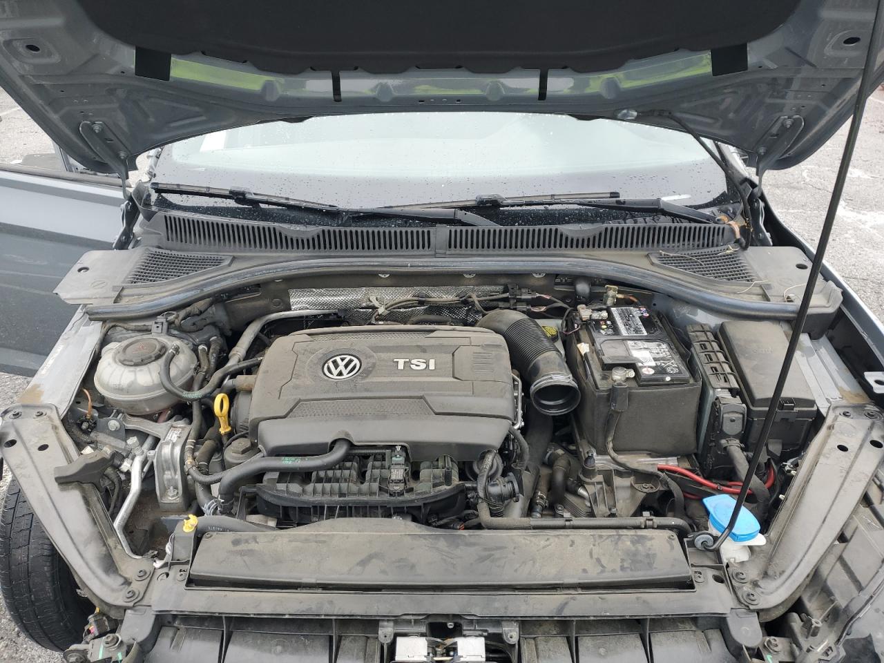 2021 Volkswagen Jetta - Image 11