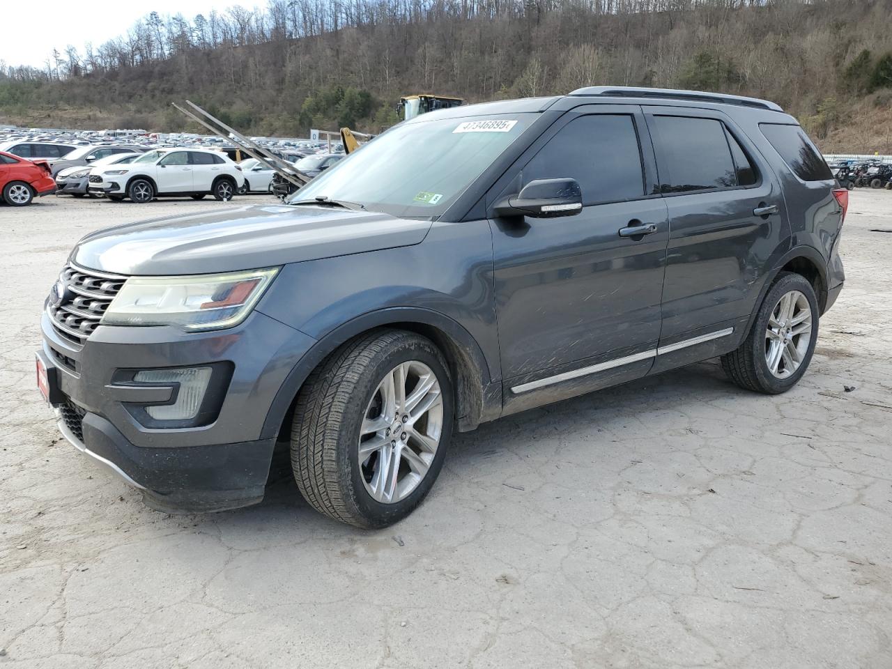 2017 Ford Explorer Xlt for Sale in Hurricane, WV - Front End