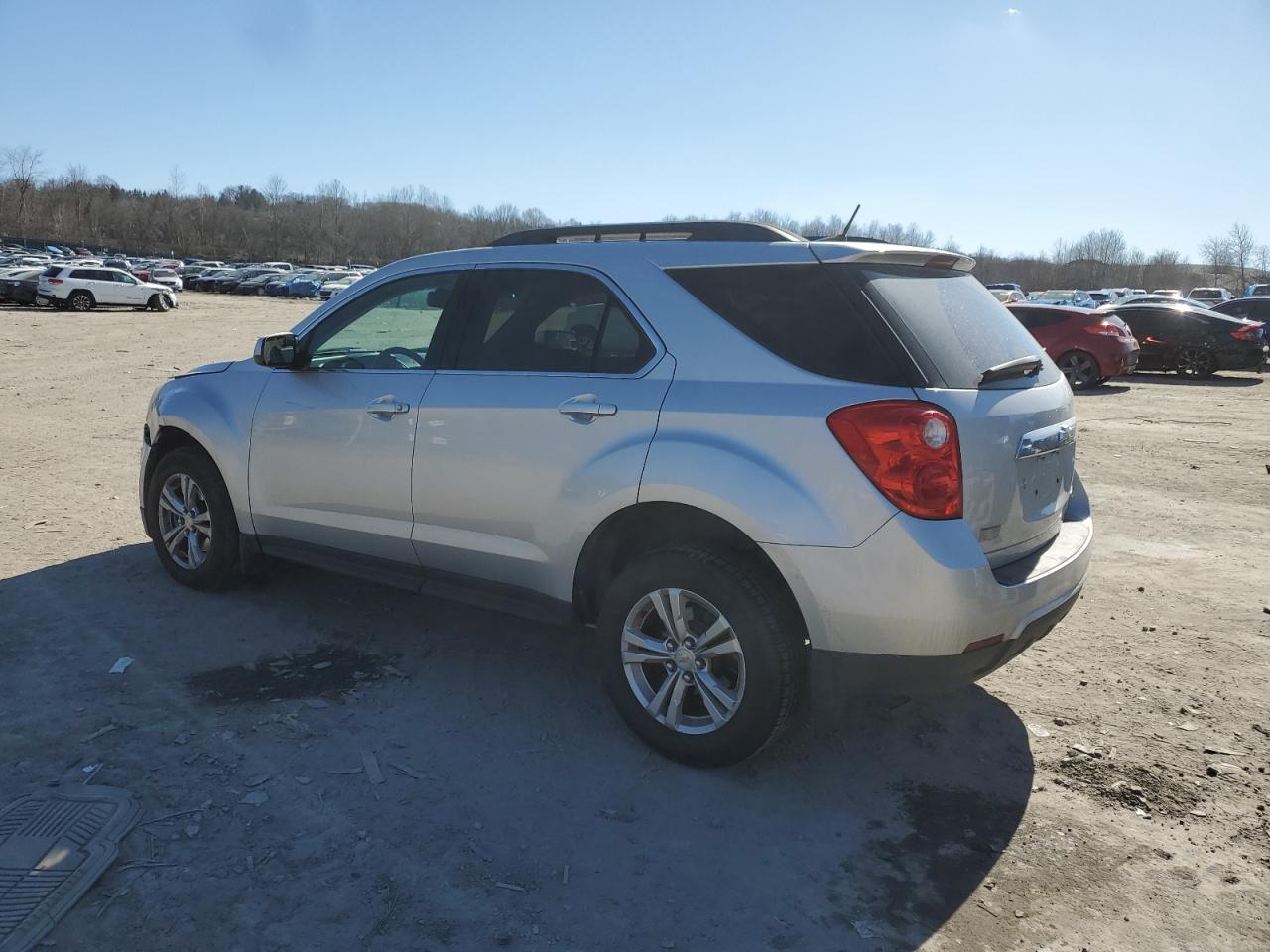 2010 Chevrolet Equinox - Image 2