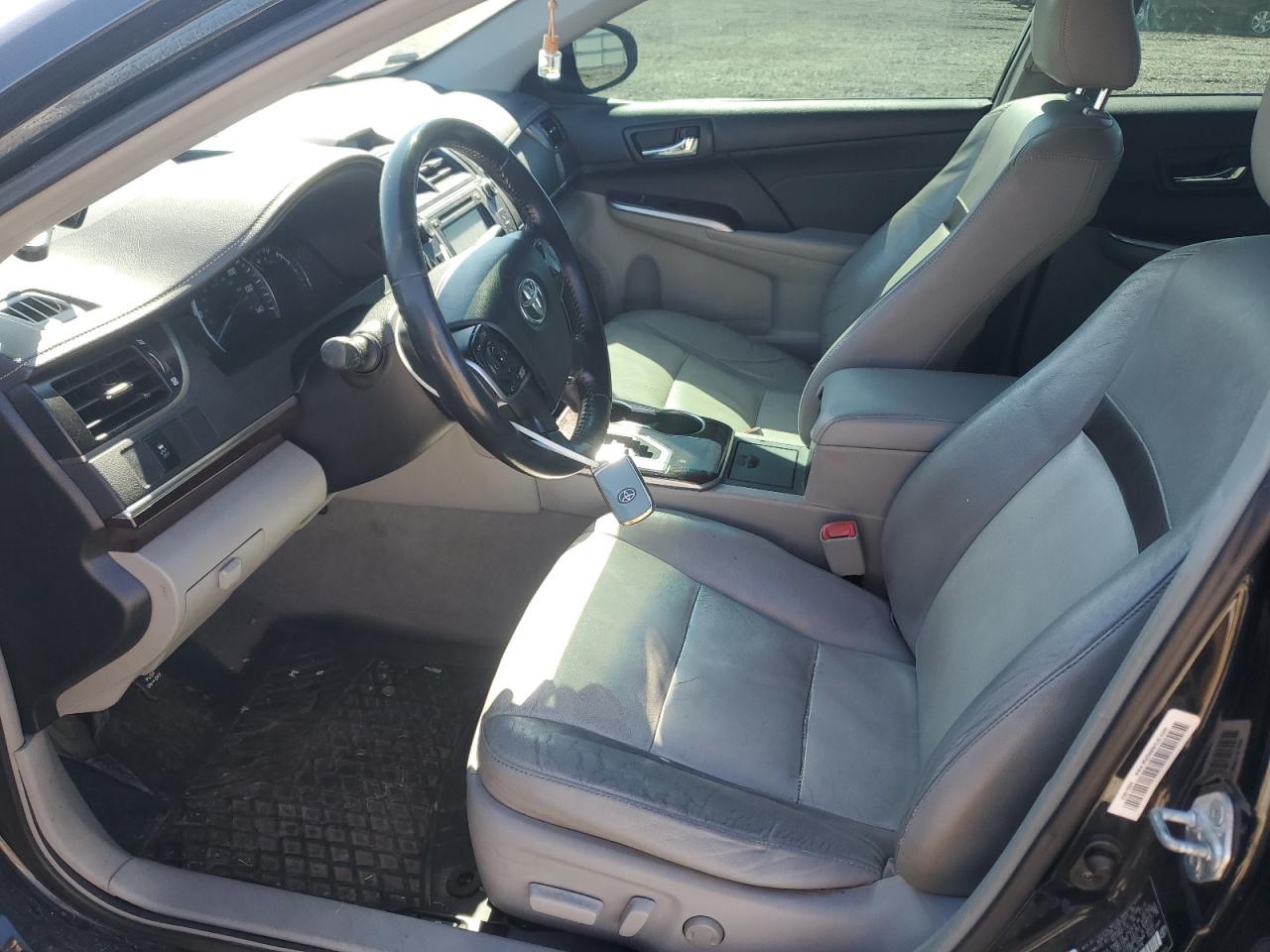 2013 Toyota Camry - Image 7